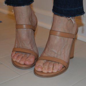 Alias Mae sandal